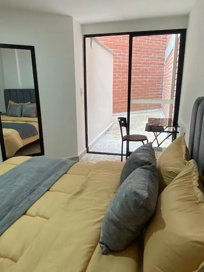 Encantador Loft Central En Medellin - Rosales Apartment Colombia