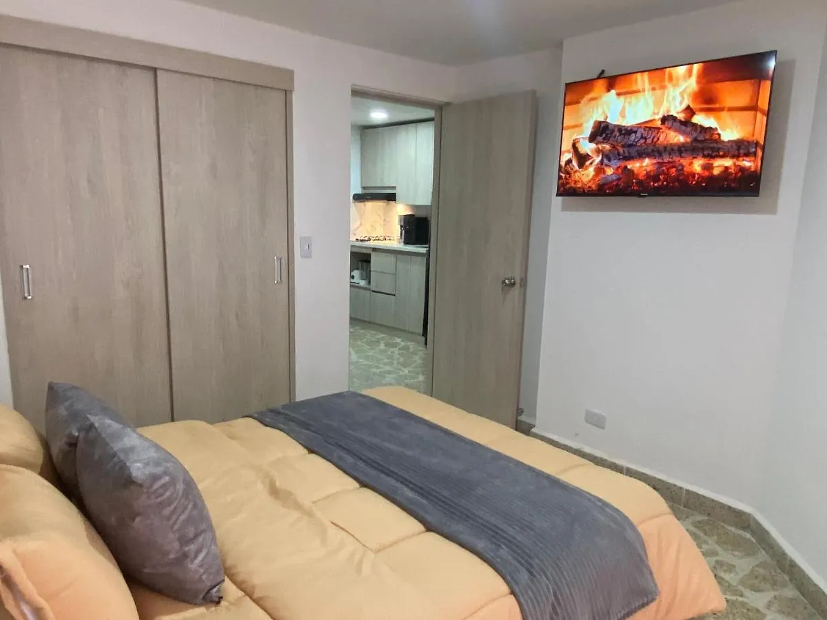 Encantador Loft Central En Medellin - Rosales Apartment