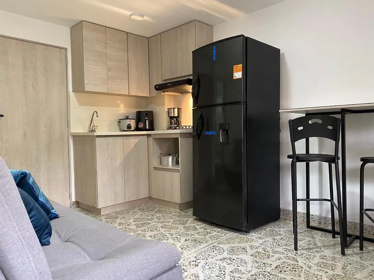 Encantador Loft Central En Medellin - Rosales Apartment Colombia