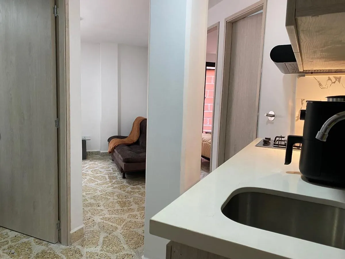 Encantador Loft Central En Medellin - Rosales Apartment 0*,