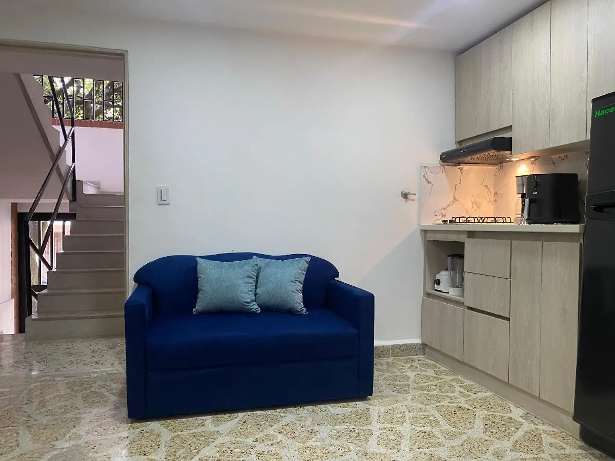 Apartamento Encantador Loft Central En Medellin - Rosales 0*,